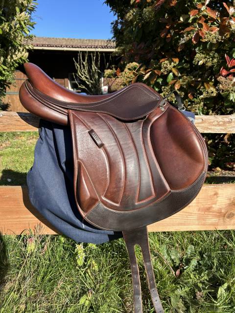 Sella da salto ostacoli Altair  17.5" - 2023