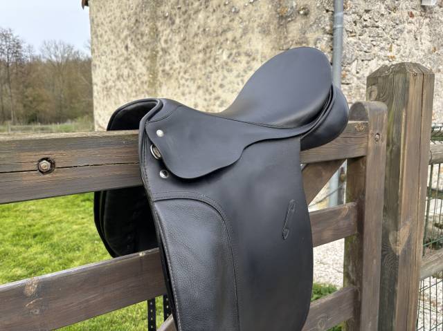 Sella da dressage Passier Lenox 17" - 2022