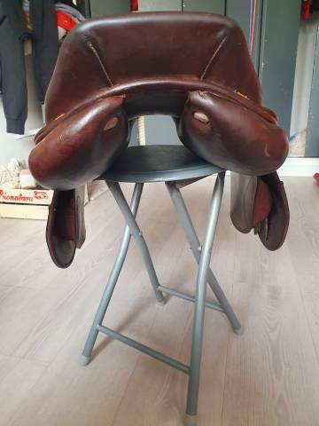 Sella da salto ostacoli Mondange  17" - 2020