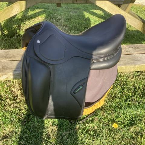 Sella da dressage Amerigo  17.5" - 2022
