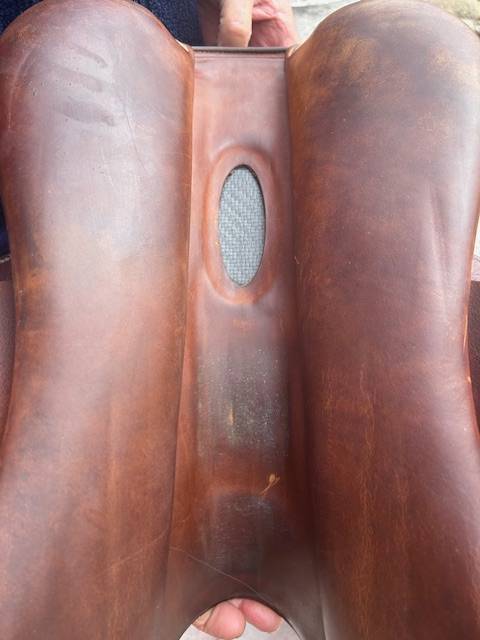 Sella da salto ostacoli Equipe  17.5" - 2018