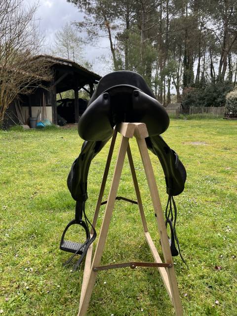 Sella da salto ostacoli Forestier  17" - 2015