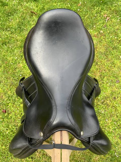 Sella da salto ostacoli Forestier  17" - 2015