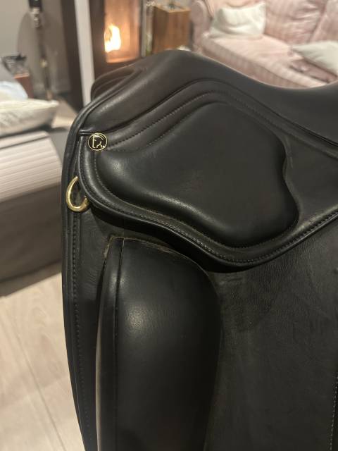 Sella da dressage Zaldi  18" - 2025