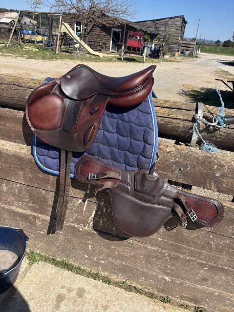 Sella da cross CWD  17.5" - 2022