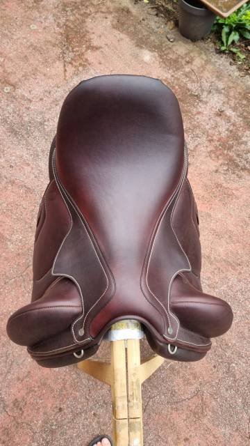 Sella da dressage Antar&egrave;s  17.5" - 2023