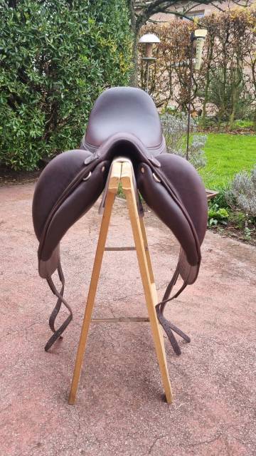 Sella da dressage Antar&egrave;s  17.5" - 2023