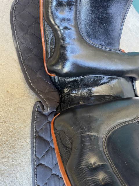 Sella da dressage Zaldi  17.5" - 2022