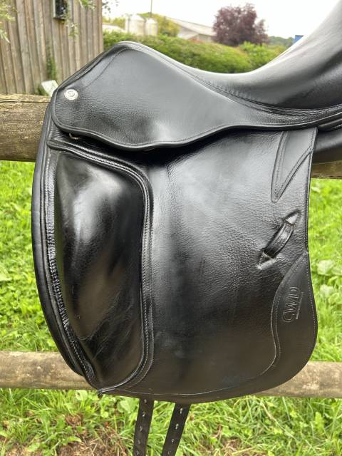 Sella da dressage CWD  17.5" - 2013