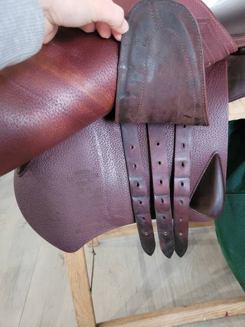 Sella da salto ostacoli Devoucoux  17" - 2023