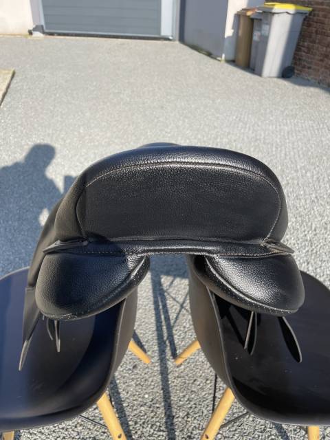 Sella sintetica Wintec  17.5" - 2021