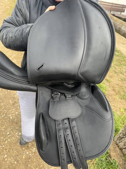 Sella mista Decathlon  17.5" - 2026