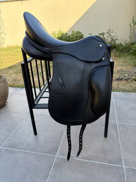 Sella da dressage Passier  17.5" - 2024