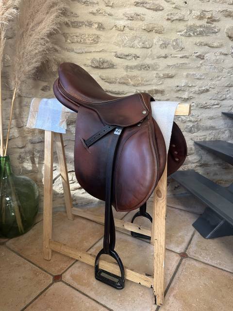 Sella da salto ostacoli Childeric FP 17.5" - 2013