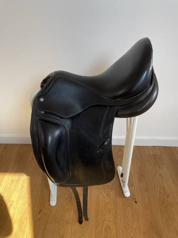 Sella da dressage CWD SE08 17" - 2009