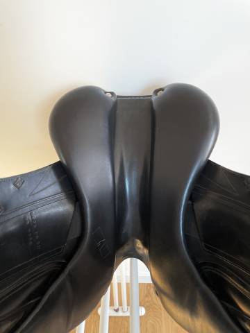 Sella da dressage CWD SE08 17" - 2009