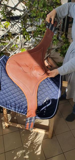 Sella da salto ostacoli Antar&egrave;s  17" - 2015