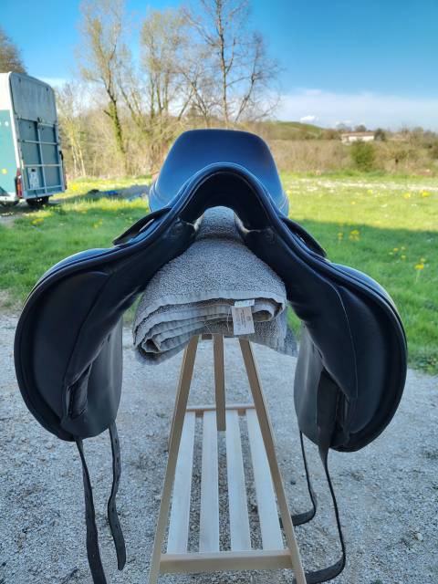 Sella da dressage Prestige Italia  17" - 2022