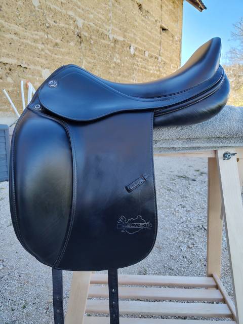 Sella da dressage Prestige Italia  17" - 2022