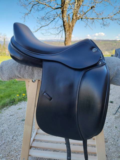 Sella da dressage Prestige Italia  17" - 2022