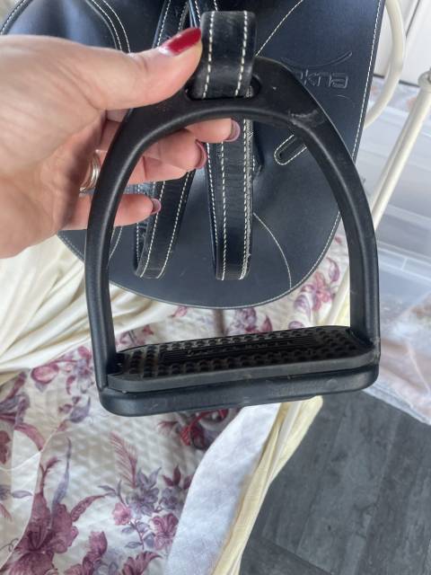 Sella da salto ostacoli Tekna  15.5" - 2021