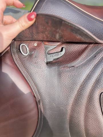 Sella da salto ostacoli CWD  17" - 2023