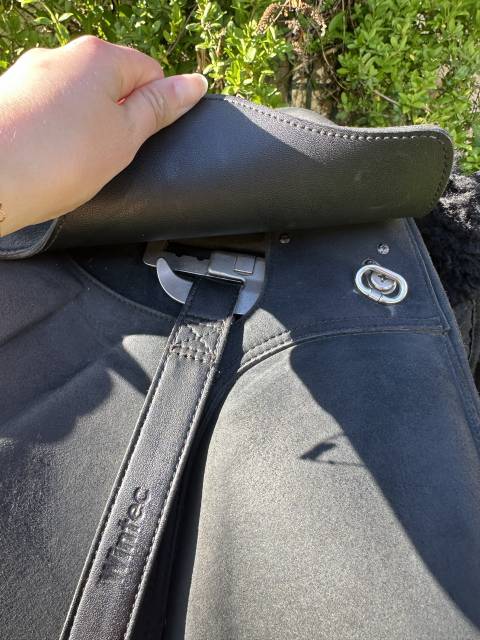 Sella da dressage Wintec  17" - 2015