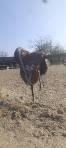 Sella da dressage Henri de Rivel  17.5" - 2014
