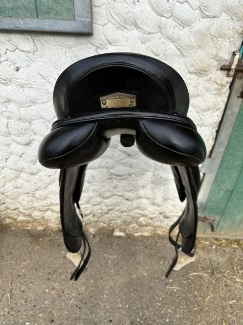 Sella da dressage Albion  17.5" - 2017