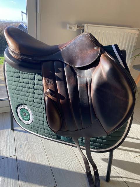 Sella da salto ostacoli Forestier  18" - 2022