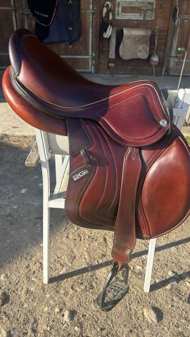 Sella mista CWD  17.5" - 2023