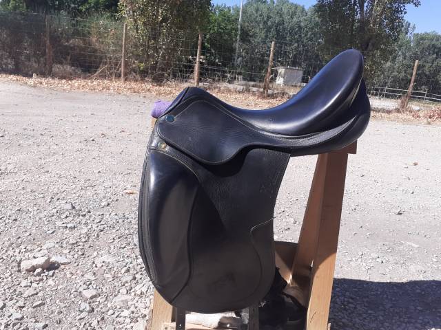 Sella da dressage Prestige Italia  17" - 2014