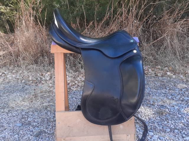 Sella da dressage Prestige Italia  17" - 2014