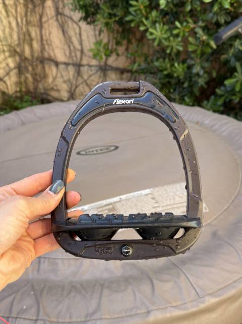 Sella da salto ostacoli CWD  17" - 2023