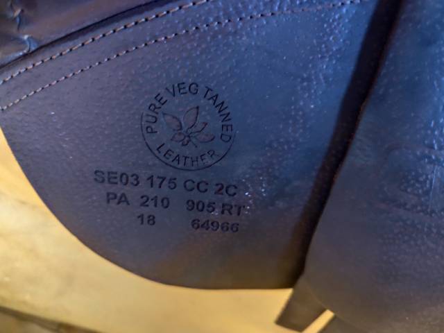 Sella da salto ostacoli CWD  17.5" - 2018