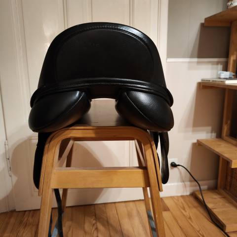 Sella da dressage KENT & MASTERS  17.5" - 2021