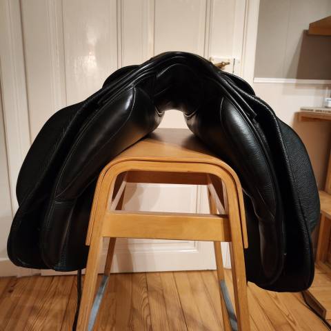 Sella da dressage KENT & MASTERS  17.5" - 2021