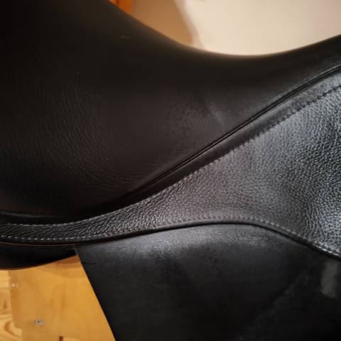 Sella da dressage KENT & MASTERS  17.5" - 2021