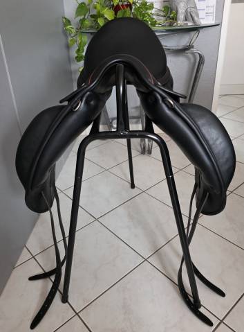 Sella da dressage Childeric  17.5" - 2021