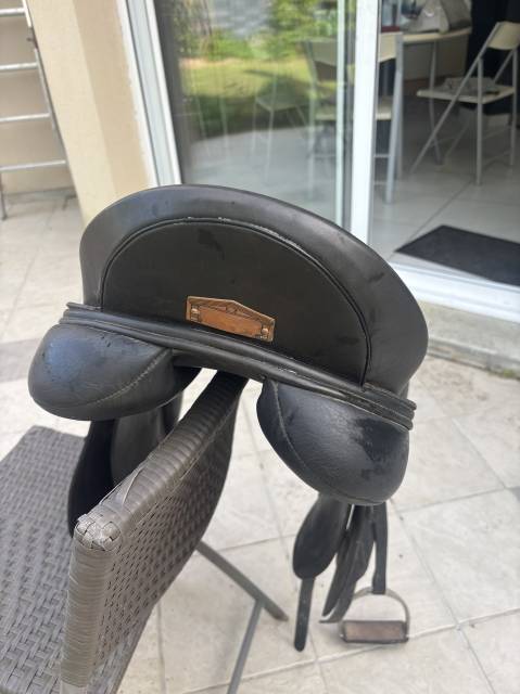 Sella da dressage Albion  17.5" - 2020