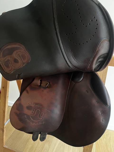 Sella da salto ostacoli Delgrange  17.5" - 2021