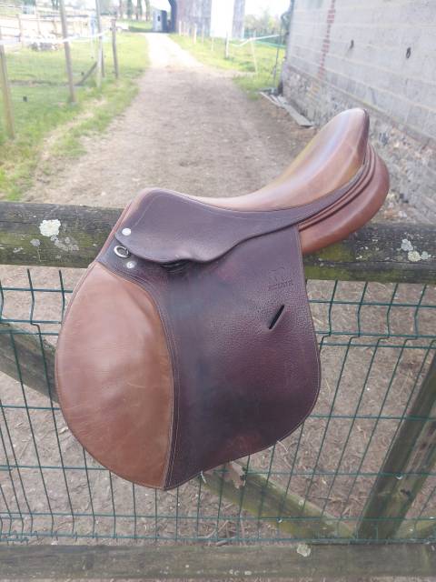 Sella da salto ostacoli Antar&egrave;s Cso 17" - 2017