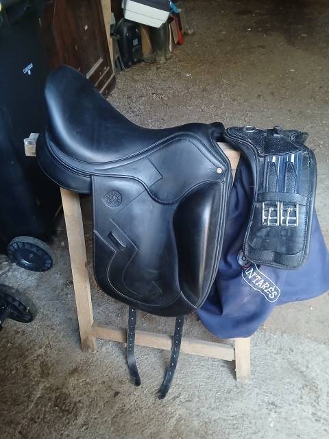Sella da dressage Antar&egrave;s  17.5" - 2021