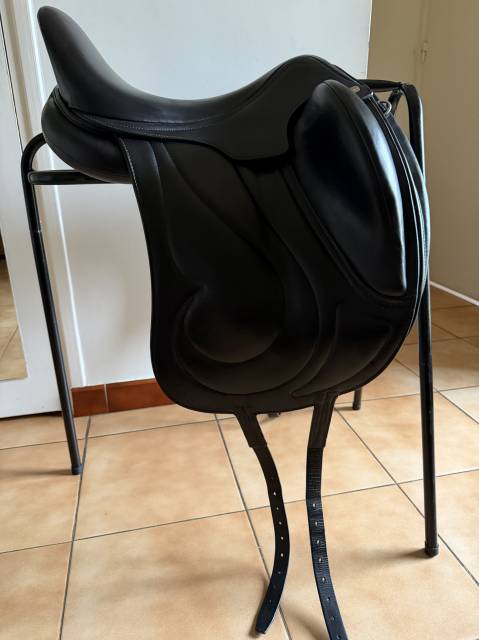 Sella da dressage Antar&egrave;s  17.5" - 2021