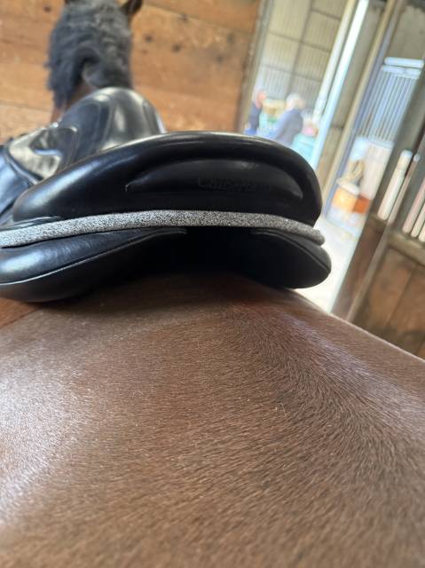 Altra sella Devoucoux  17" - 2024