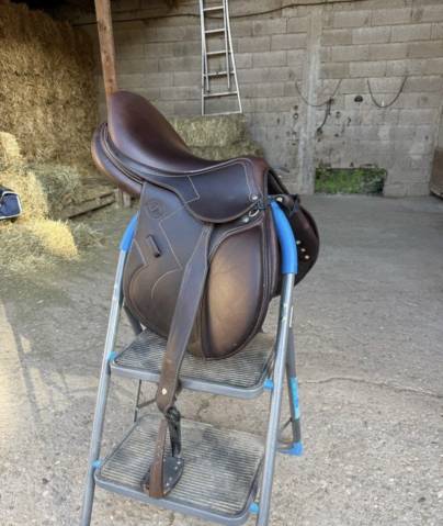 Sella mista Antar&egrave;s  17.5" - 2022