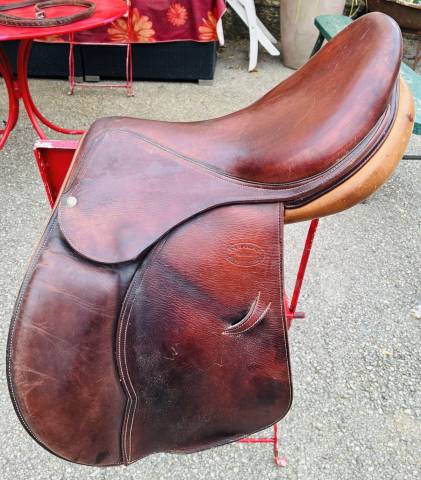 Sella da salto ostacoli Devoucoux  17" - 2015