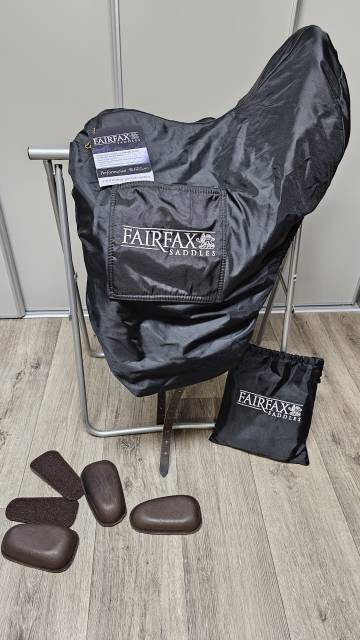 Sella da dressage Fairfax  17.5" - 2023