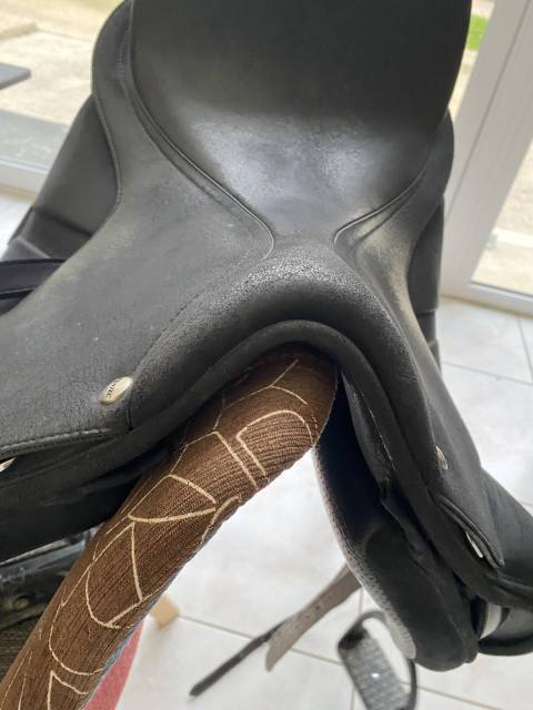 Sella da dressage Wintec  17" - 2022