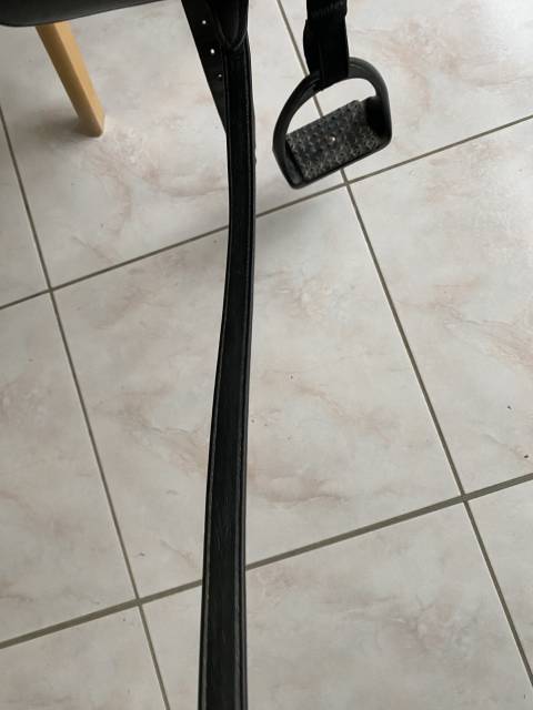 Sella da dressage Wintec  17" - 2022